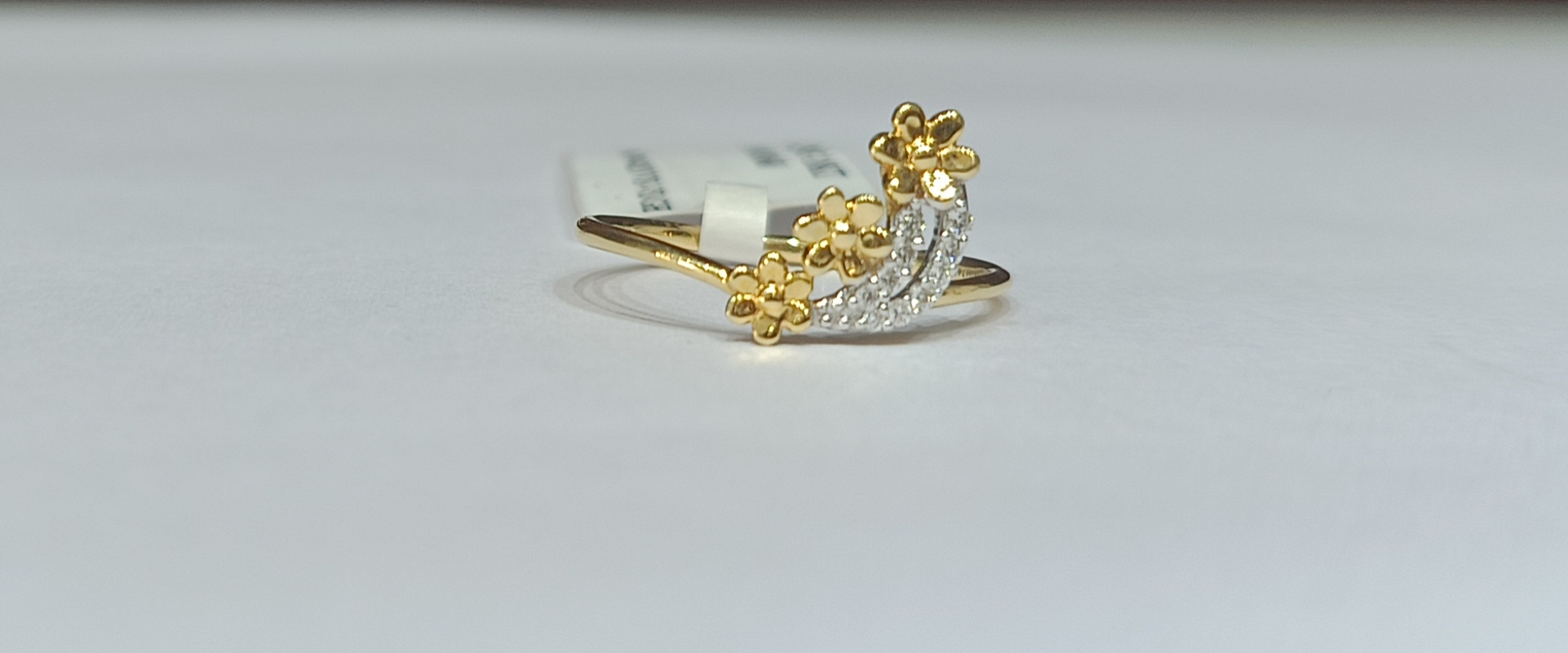 Ladies Ring